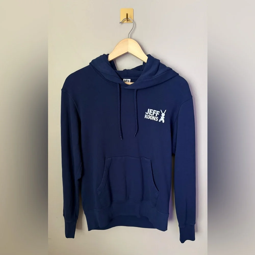 Men’s XS Jeff Koons Stainless Rabbit Long Sleeve‎ Uniqlo Pullover Hoodie Sweater